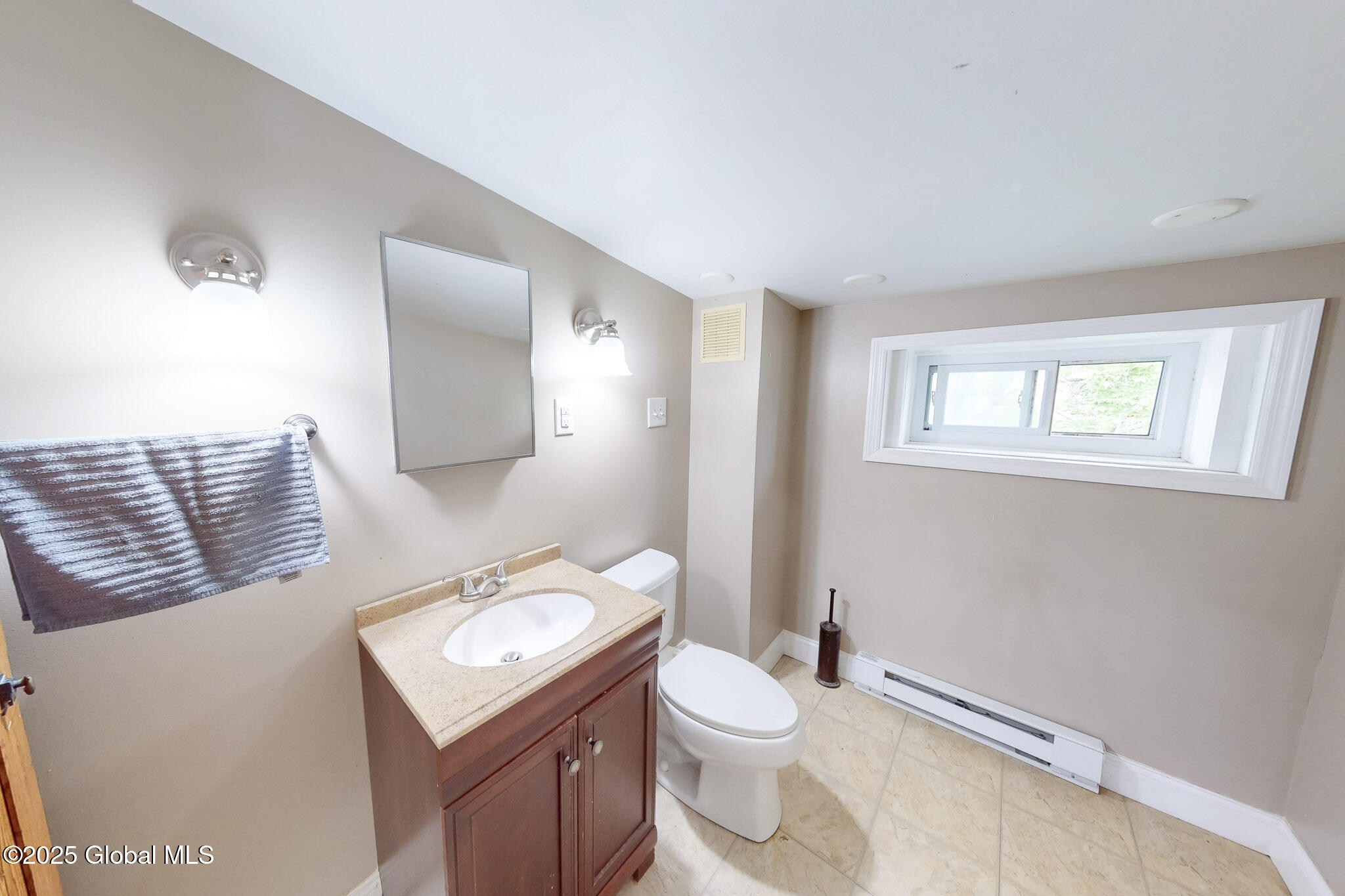 1410 1st Avenue, Watervliet, New York image 38