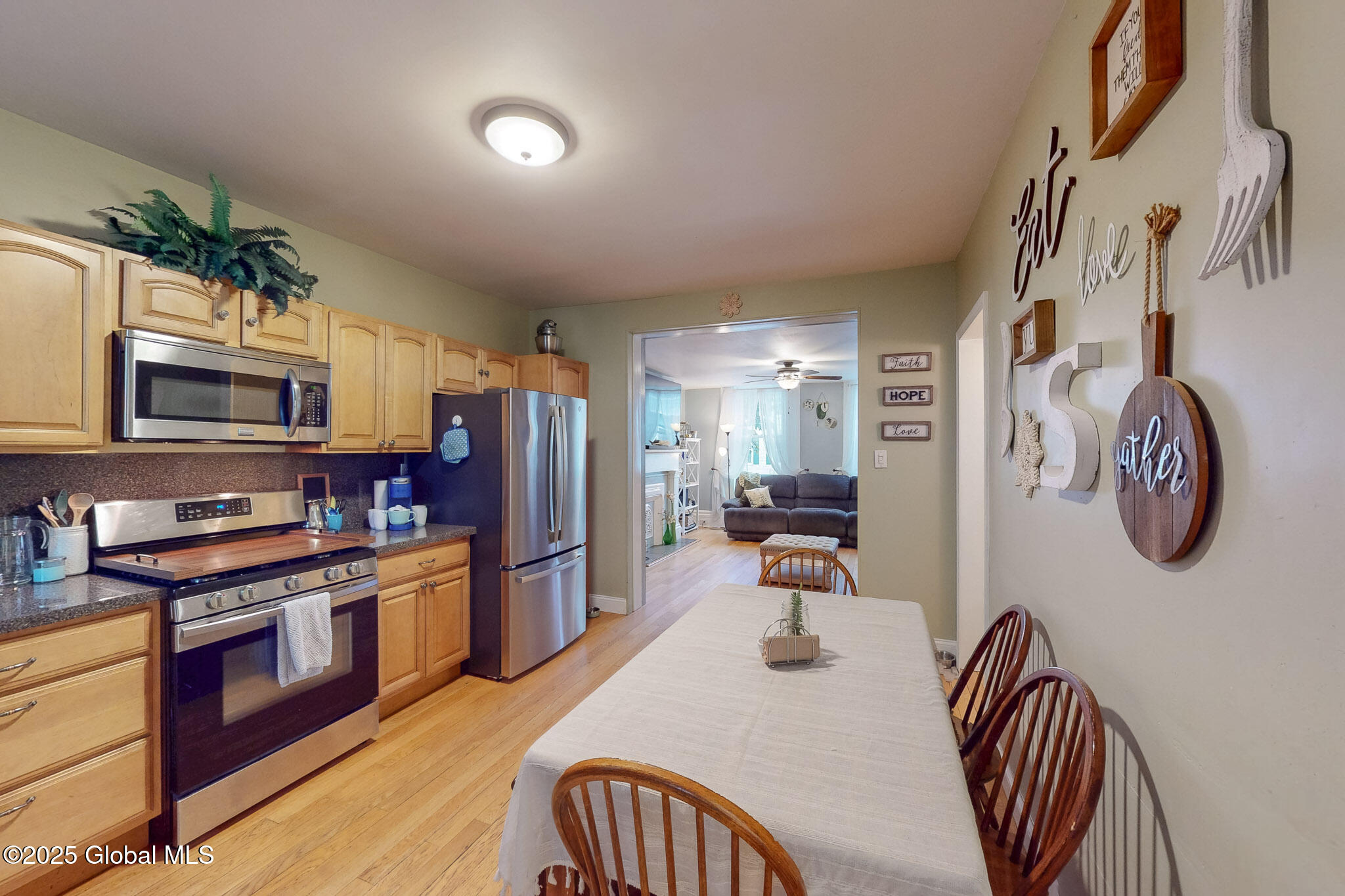 1410 1st Avenue, Watervliet, New York image 15