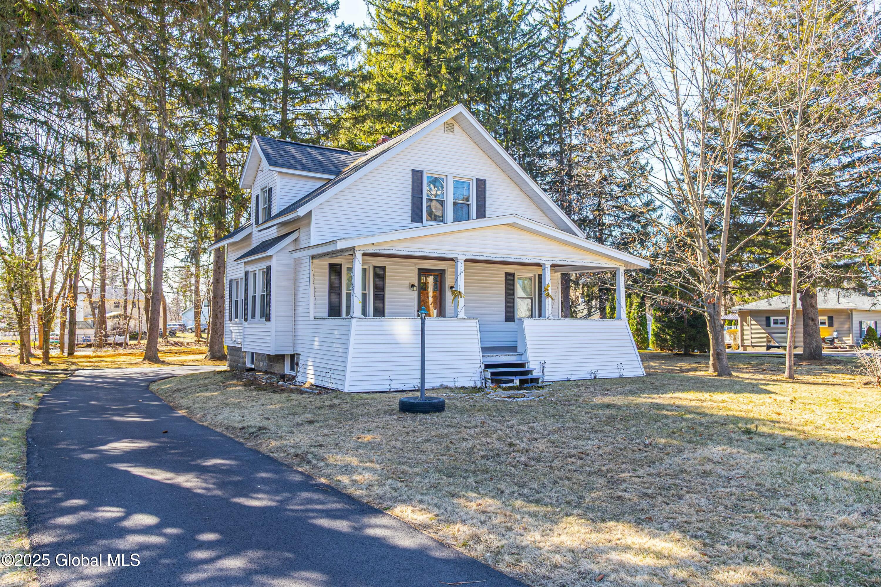 216 Consaul Road, Colonie, New York image 2