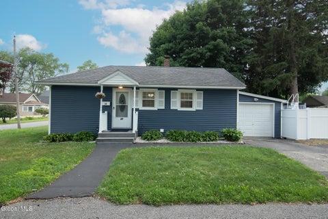 Homes For Sale - 35 Hudson Avenue<br/> Albany County, Colonie, NY 12205