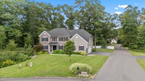 Photo of 76 Tamarack Lane, Niskayuna, NY 12309 (MLS # 202611059)