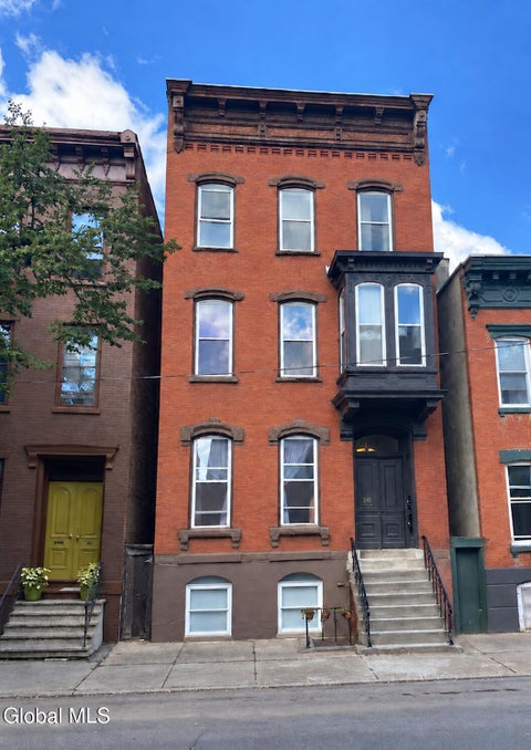 Multifamily For Rent - 241 Second St Street #1<br/> Troy, NY 12180