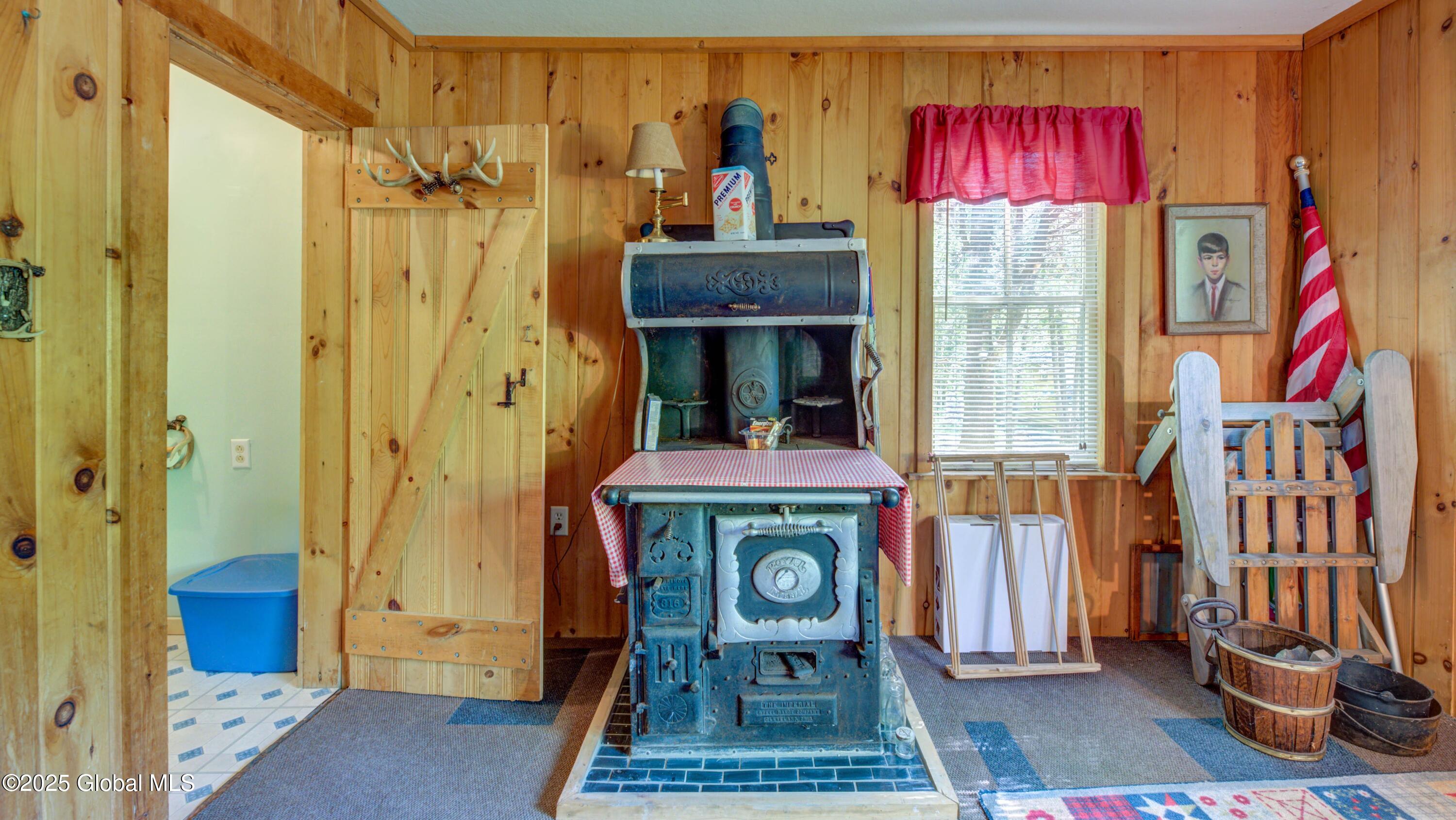 150 Old Page Hill Road, Lake Pleasant, New York image 19