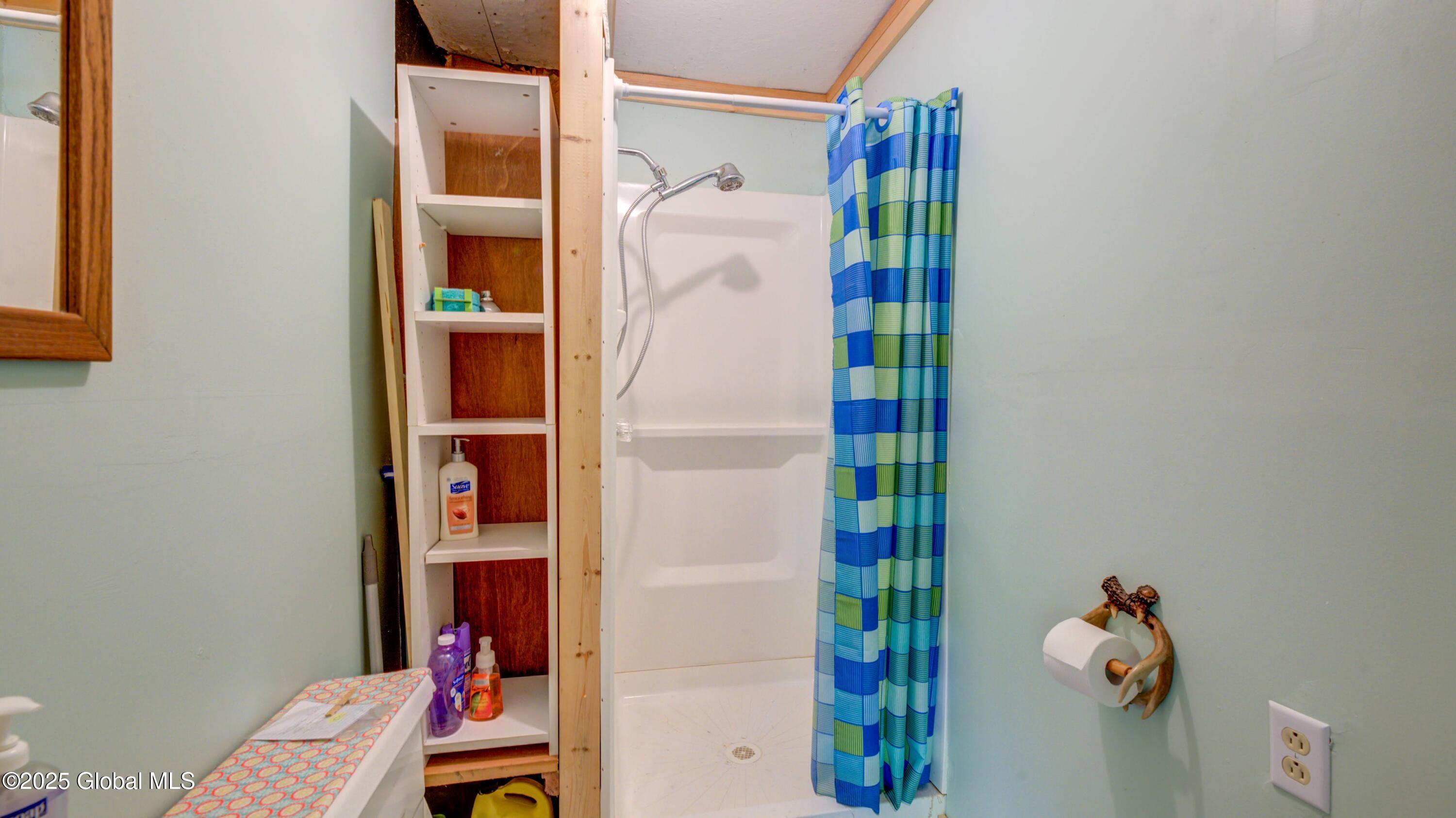 150 Old Page Hill Road, Lake Pleasant, New York image 28