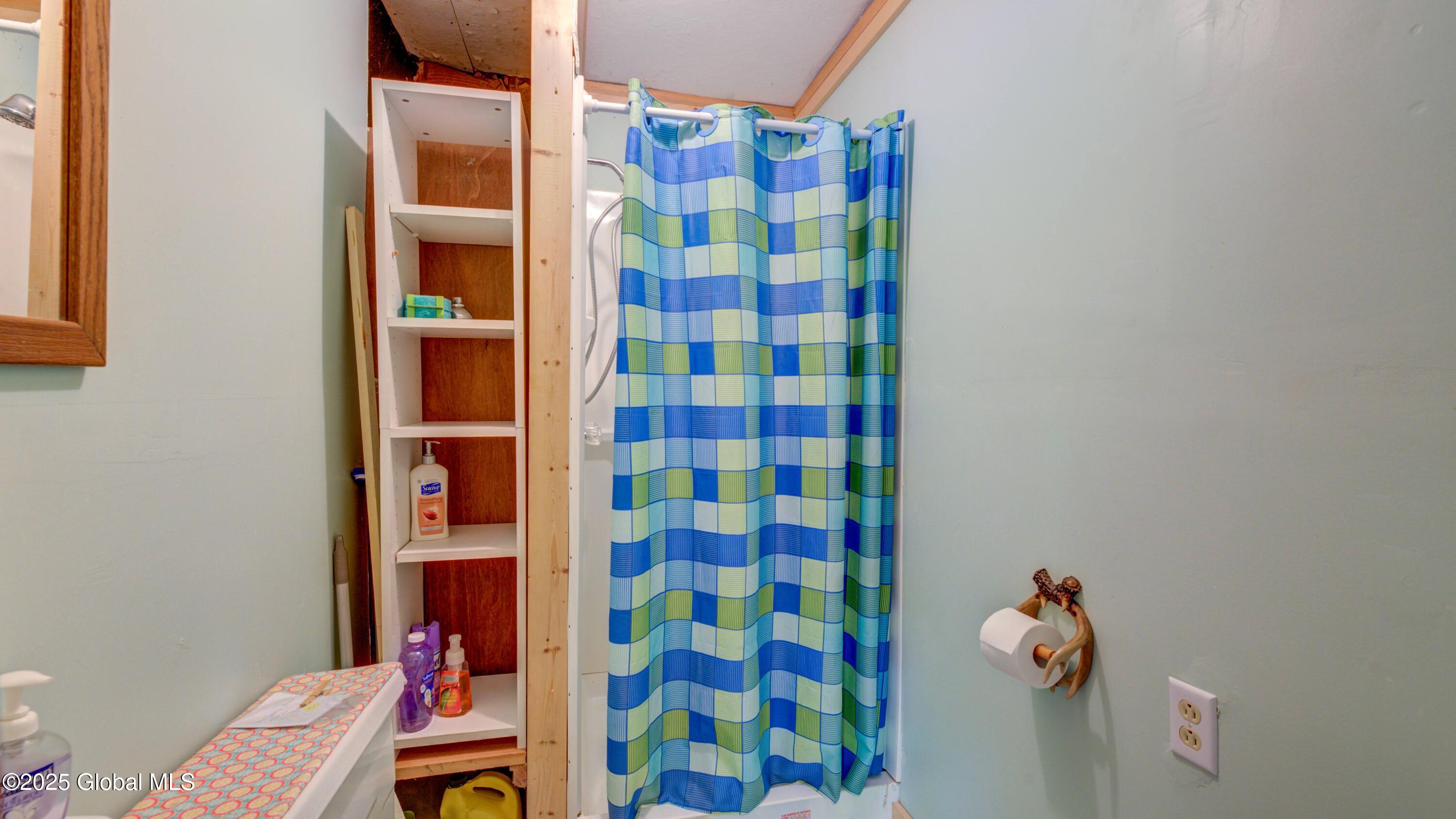 150 Old Page Hill Road, Lake Pleasant, New York image 27