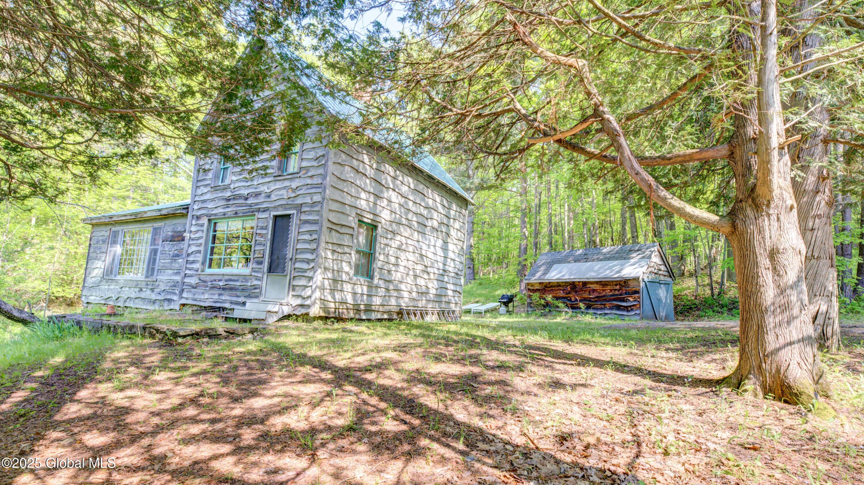 150 Old Page Hill Road, Lake Pleasant, New York image 1