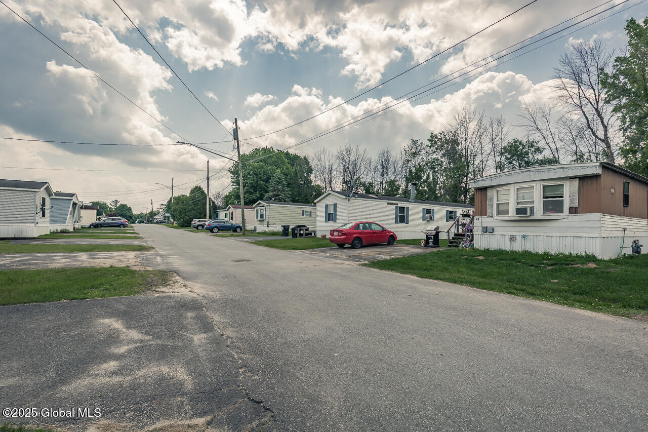 40 Meadow Lane