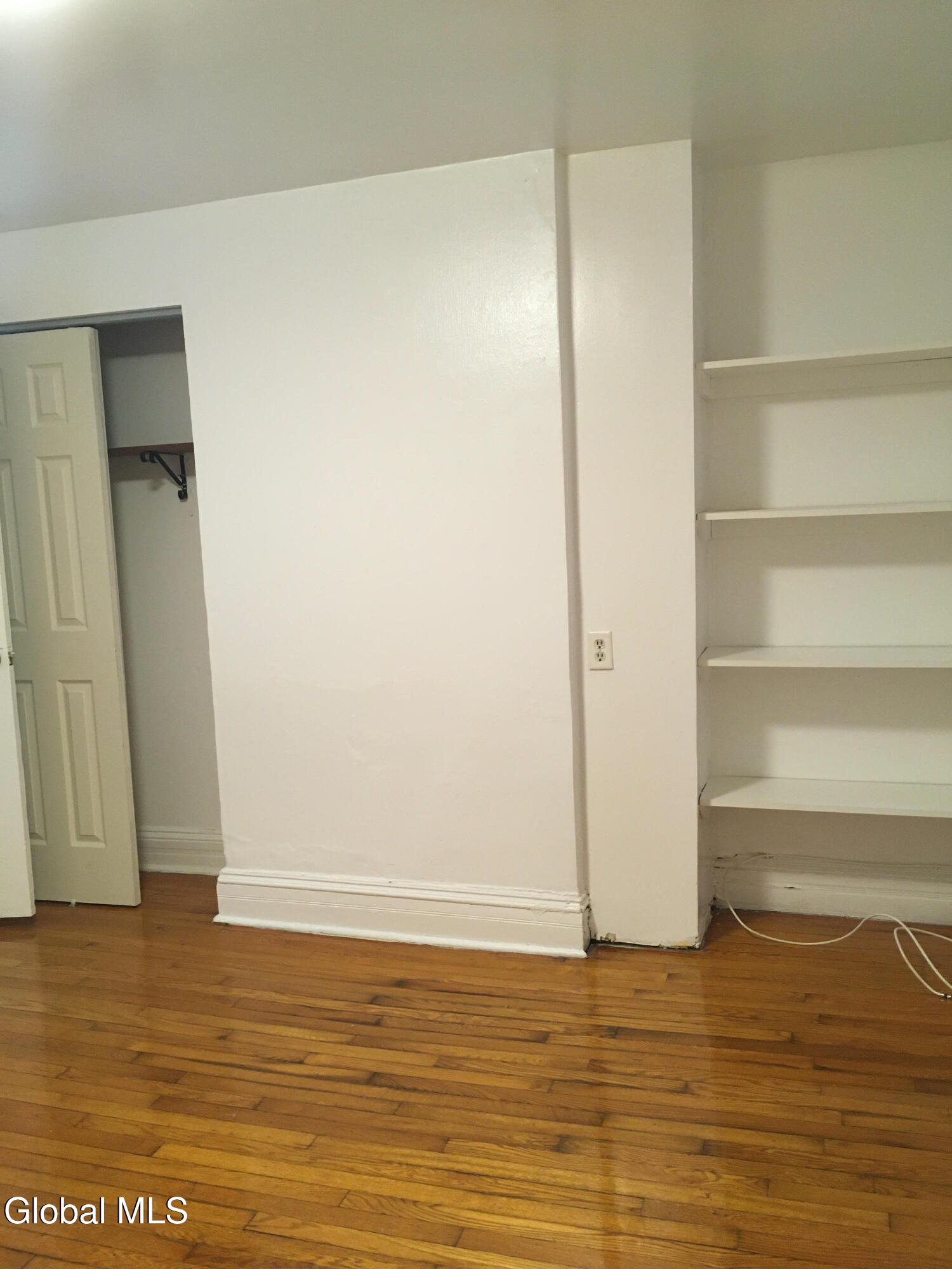 Albany, New York 12203, United States, 6 Bedrooms Bedrooms, ,3 BathroomsBathrooms,Residential,Active,229604