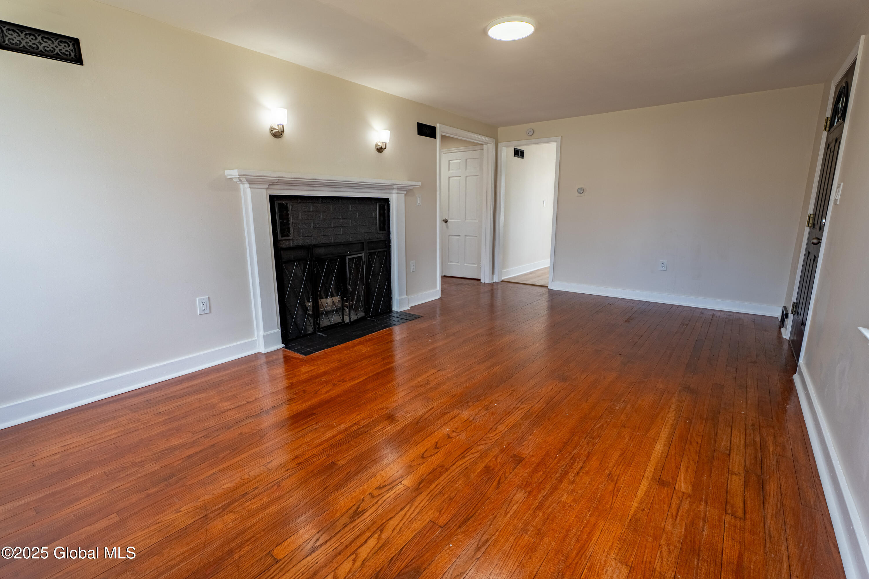 419 S Toll Street, Glenville, New York image 6
