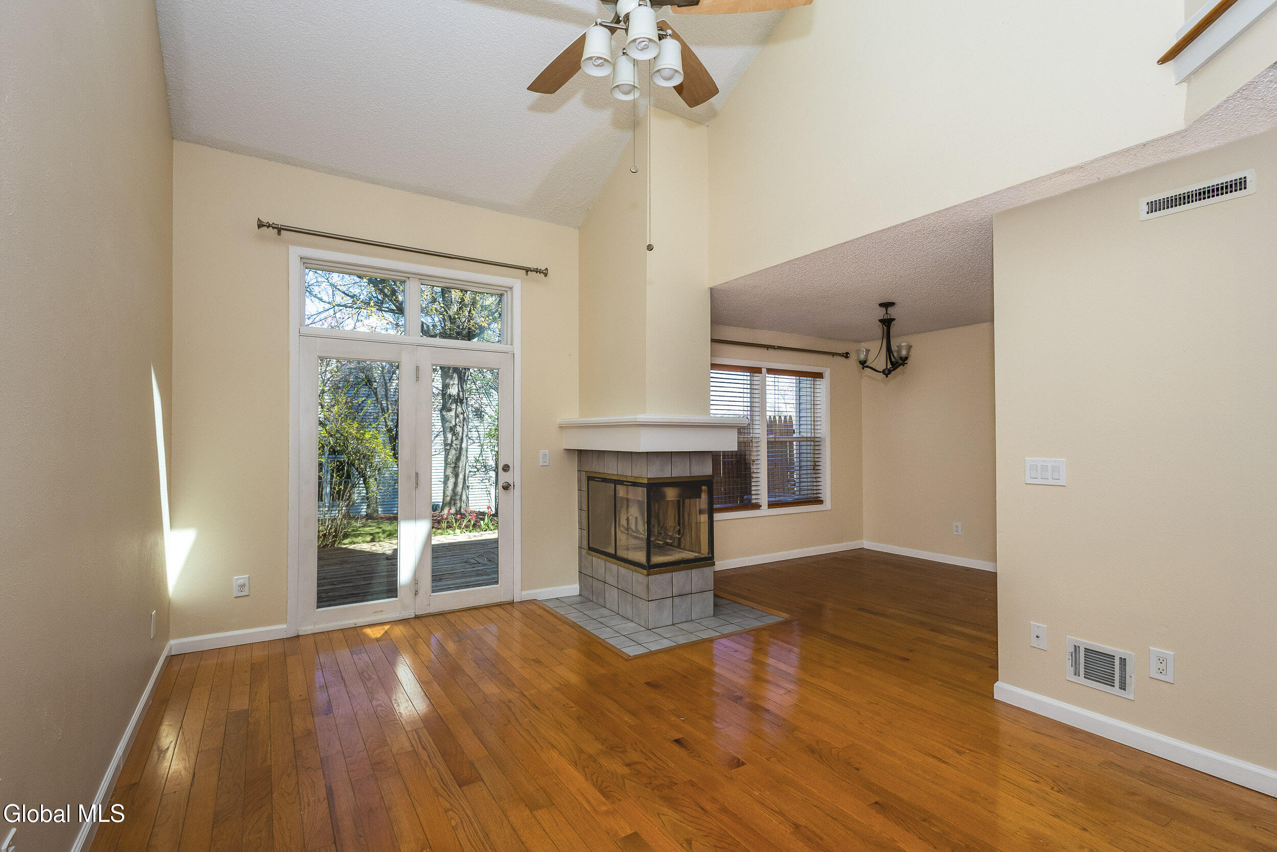 4 Justine Court
