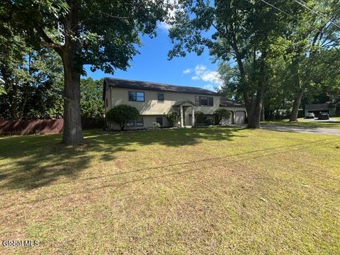 Photo of 12 Worden Drive, Saratoga Springs, NY 12866 (MLS # 202622190)