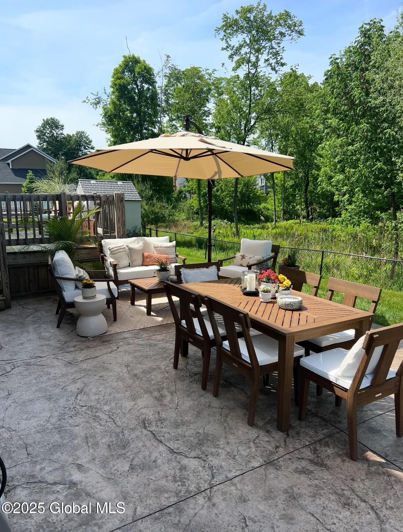 514 Russell Road, Albany, New York image 25