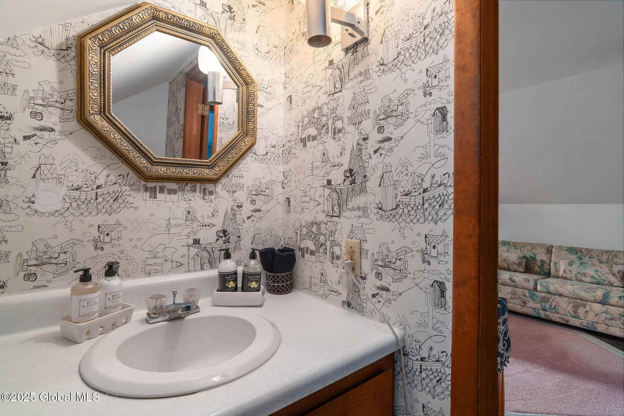 2016 Careleon Road, Schenectady, New York image 26