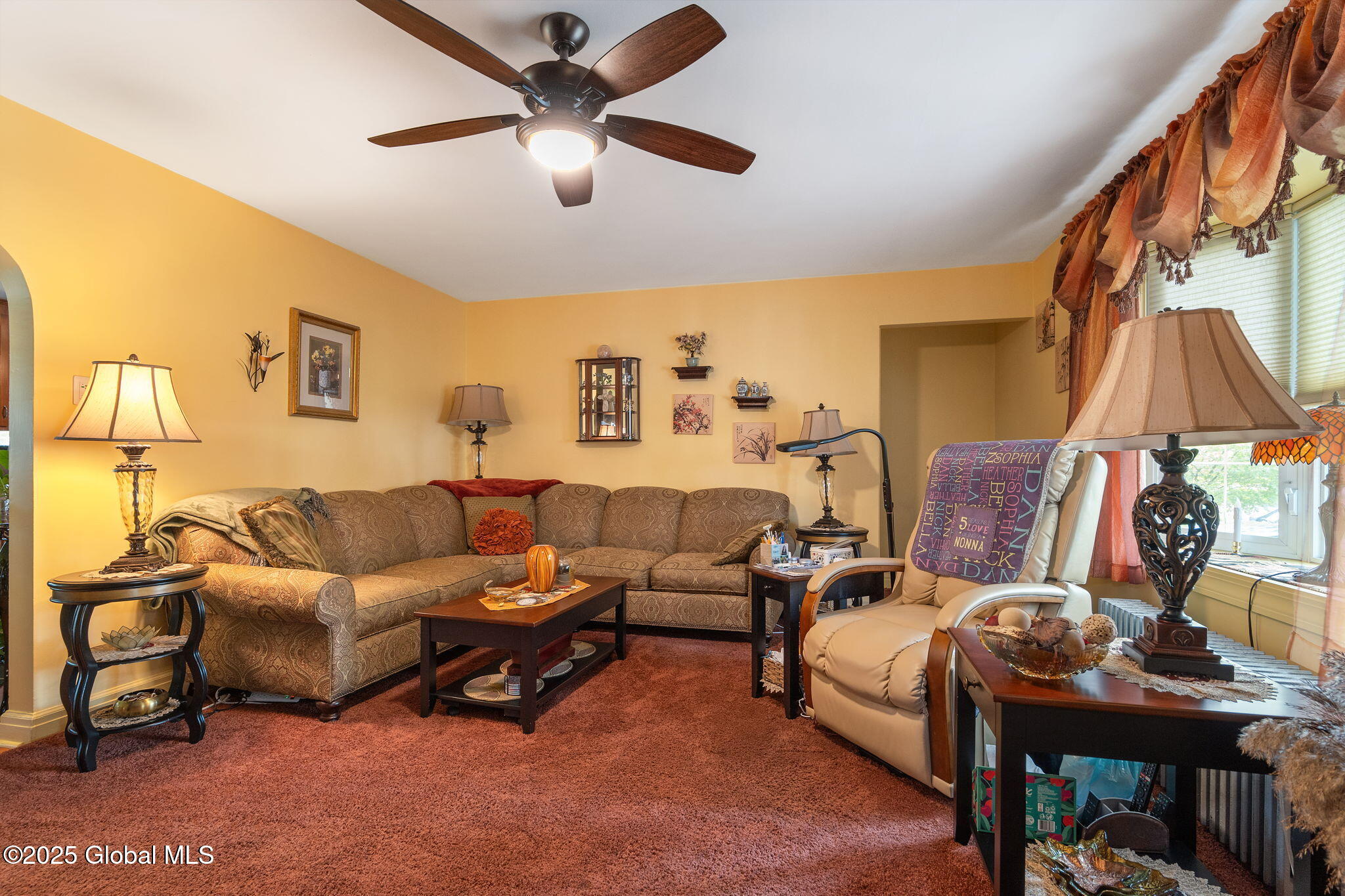 2016 Careleon Road, Schenectady, New York image 5