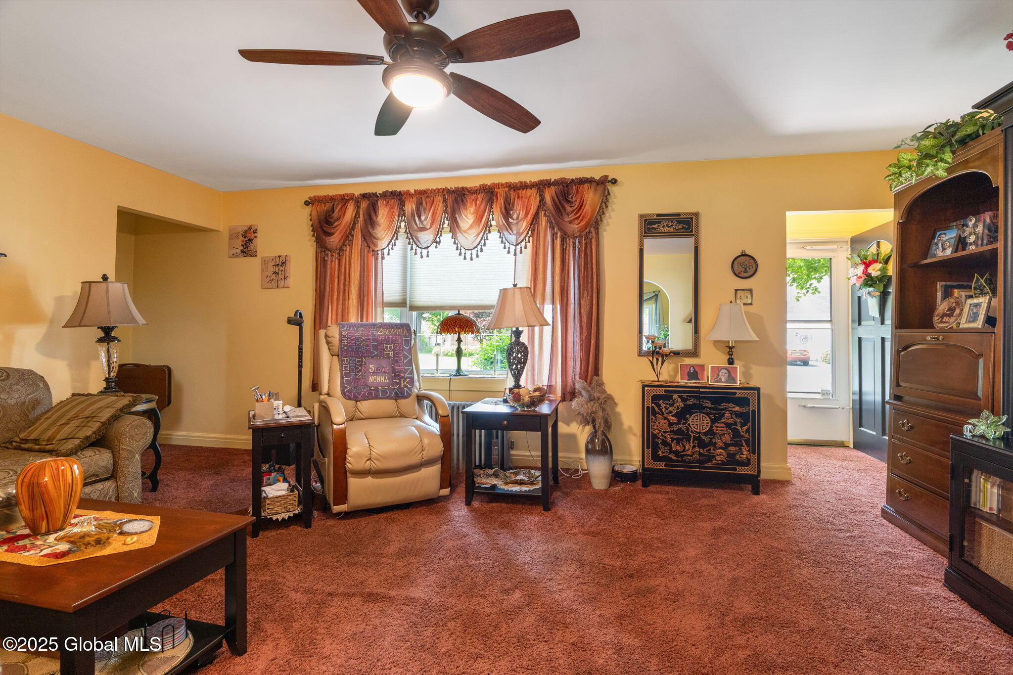 2016 Careleon Road, Schenectady, New York image 6