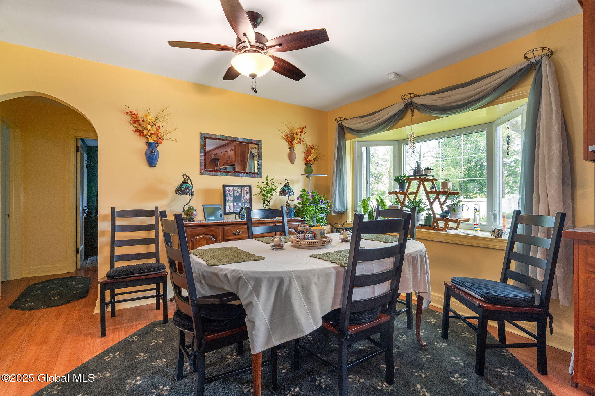 2016 Careleon Road, Schenectady, New York image 9
