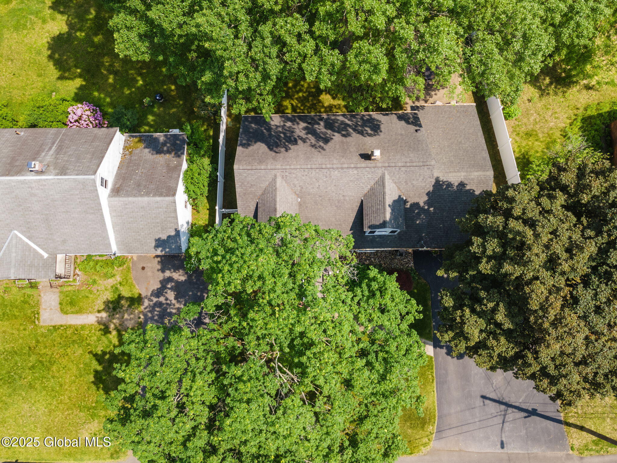 2016 Careleon Road, Schenectady, New York image 40