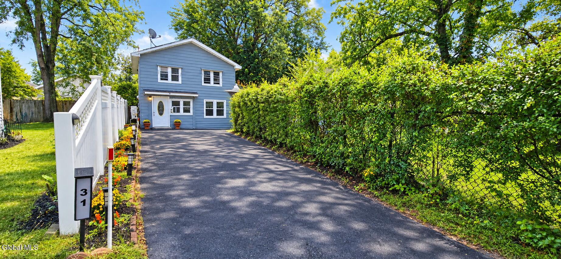 31 McNutt Avenue