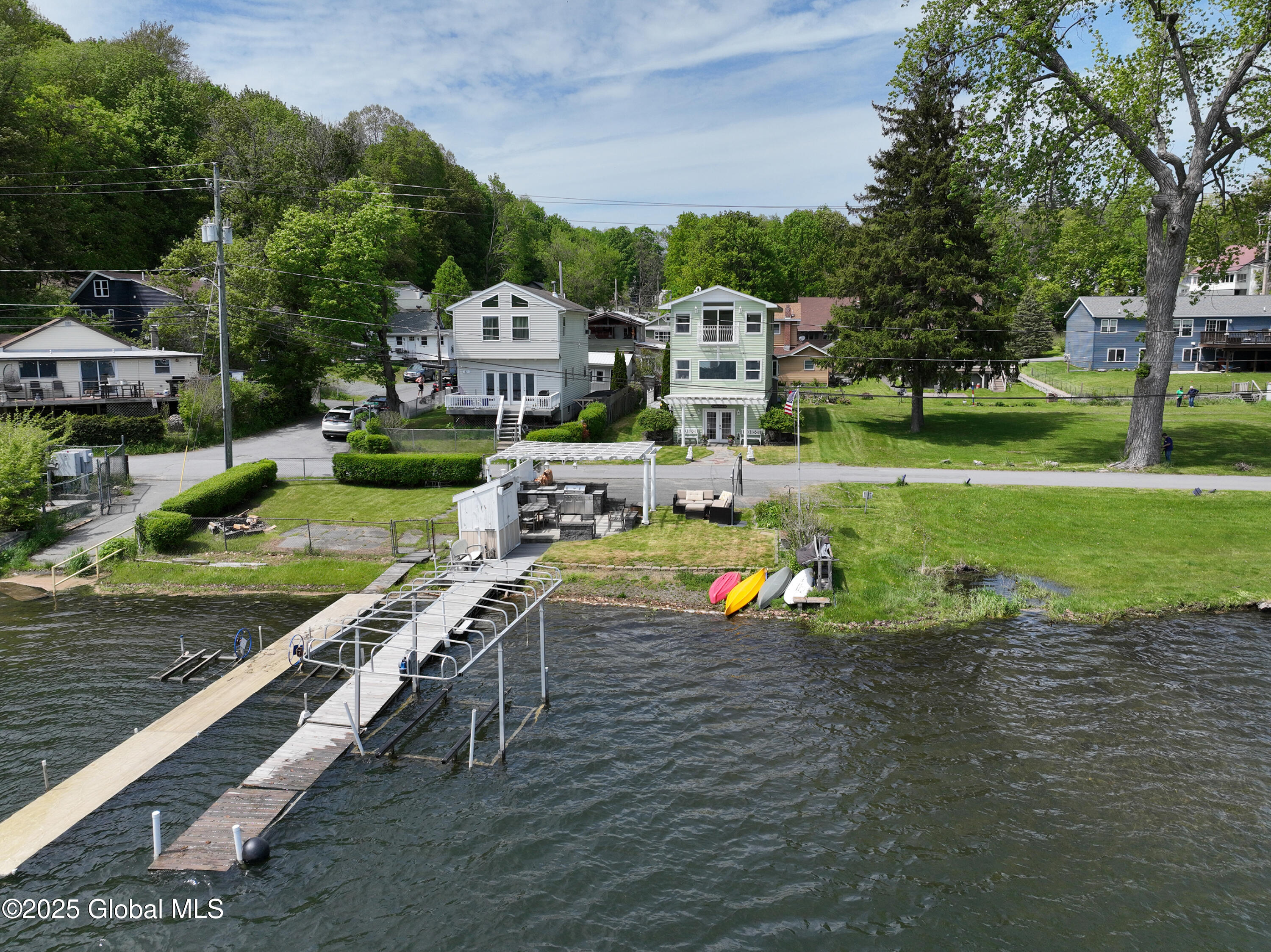 53 Lakeshore Drive, Wynantskill, New York image 38
