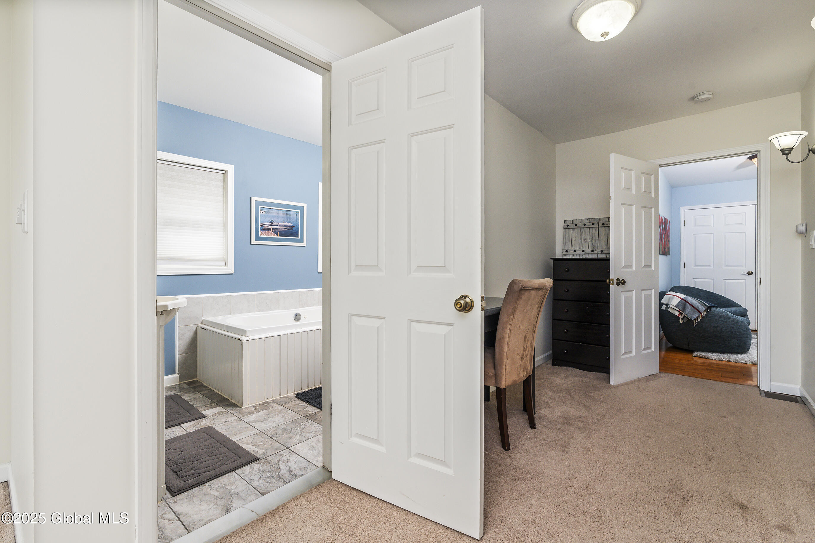 53 Lakeshore Drive, Wynantskill, New York image 32