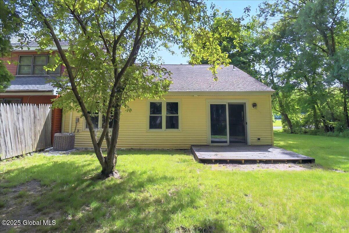 58 Westchester Drive, Clifton Park, New York image 25