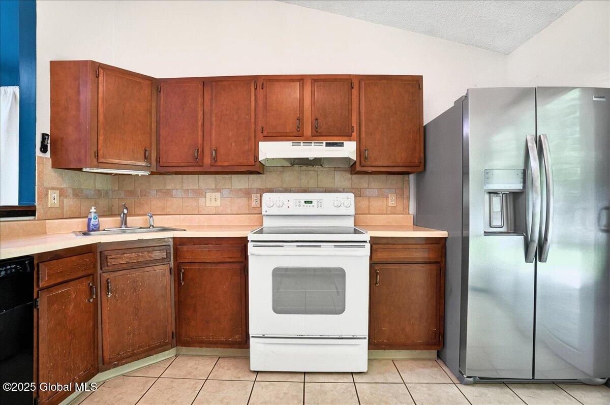 58 Westchester Drive, Clifton Park, New York image 10