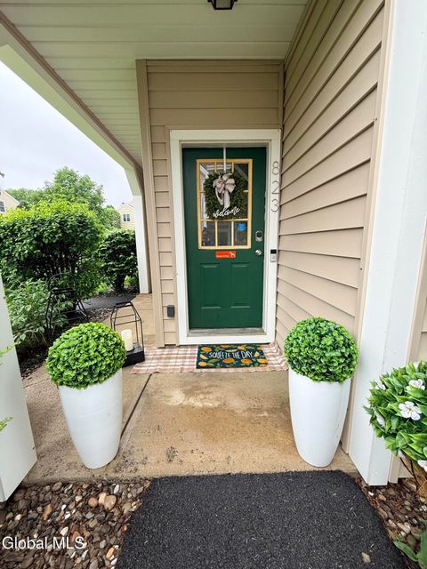 Condo For Rent - 823 Hampton Place Boulevard<br/> Troy, NY 12180