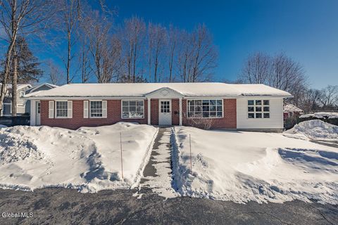 Photo of 8 Medical Arts Lane, Saratoga Springs, NY 12866 (MLS # 202611999)