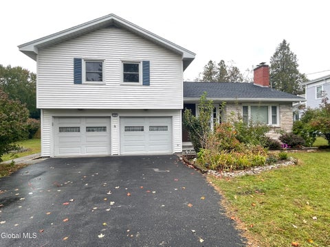 Homes For Sale - 137 Kenwood Avenue<br/> Delmar, NY 12054