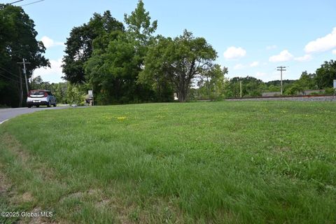 Photo of 1 Prospect Street, Voorheesville, NY 12186 (MLS # 202616082)