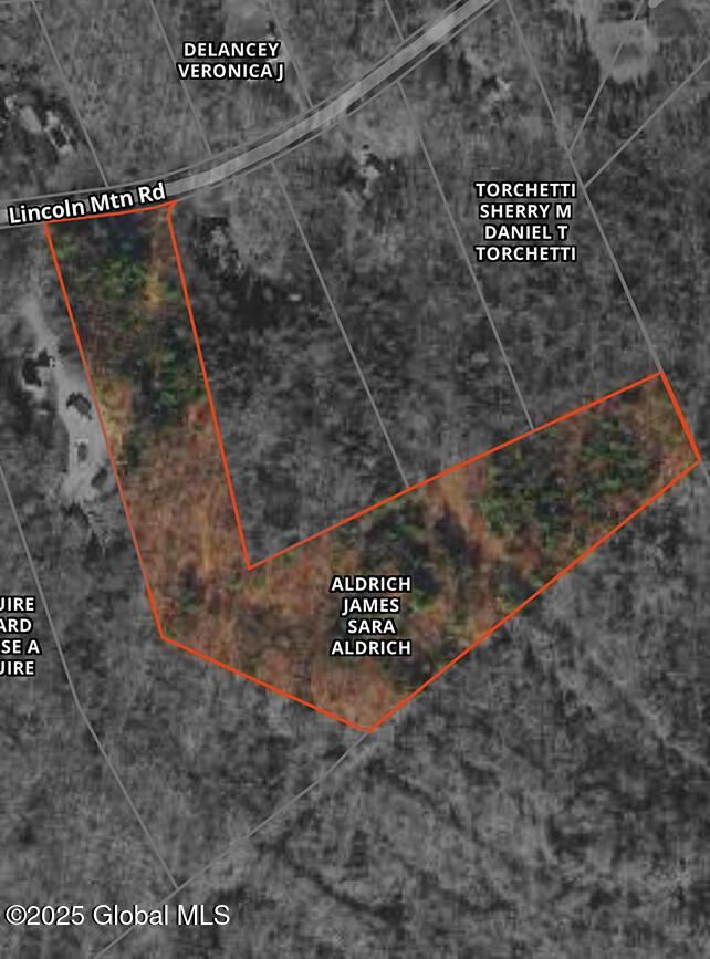 57 Lincoln Mountain Road, Corinth, New York image 2