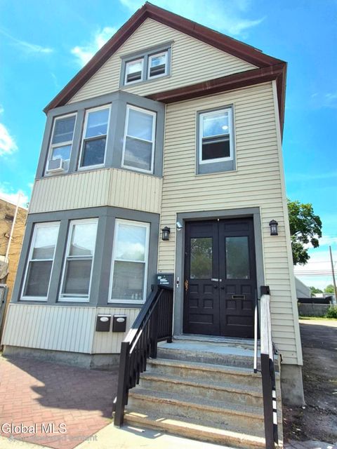 Photo of 445 5th Avenue #2, Troy, NY 12182 (MLS # 202611405)
