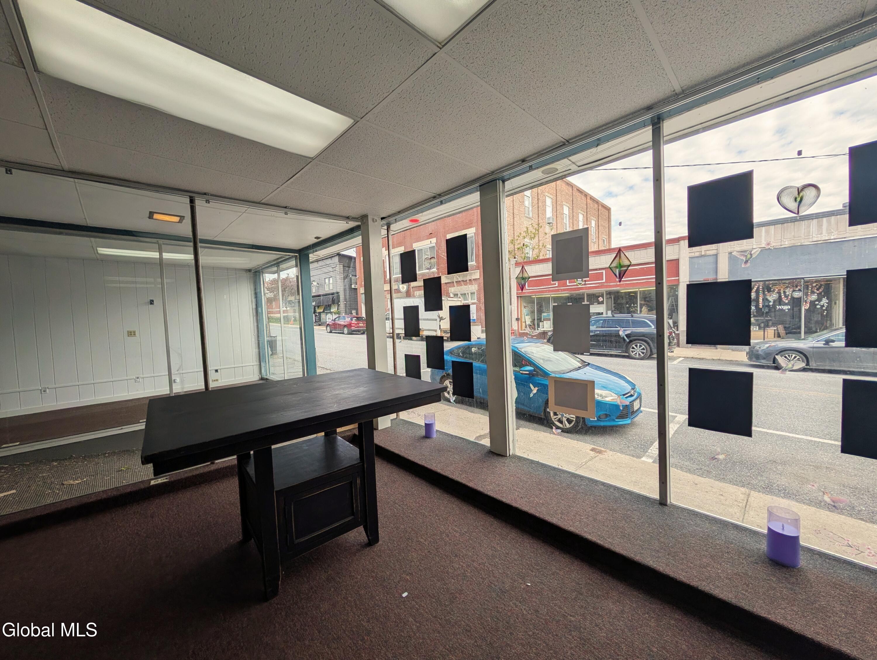 106 Montcalm Street downstairs