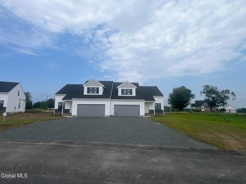 Photo of 29 Walke Way, Mechanicville, NY 12118 (MLS # 202524173)
