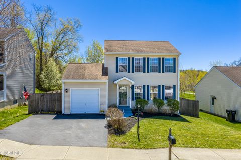 Photo of 6 Cobblestone Lane, Troy, NY 12180 (MLS # 202616113)
