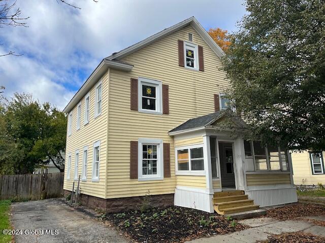 16 Kenworthy Avenue, Glens Falls, New York image 1