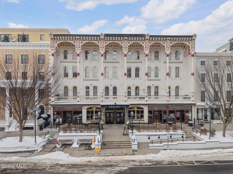 Photo of 19 Washington Street #APT 264, Saratoga Springs, NY 12866 (MLS # 202611582)