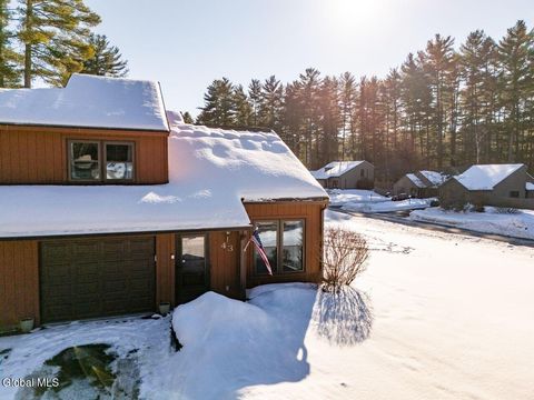 Townhouse For Sale - 43 Elizabeth Lane<br/> Warren County, Queensbury, NY 12804