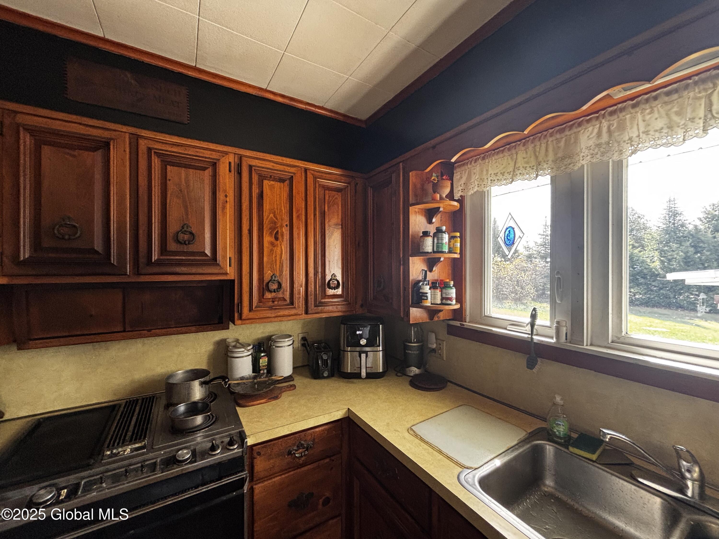26 4th Avenue, Warrensburg, New York image 18