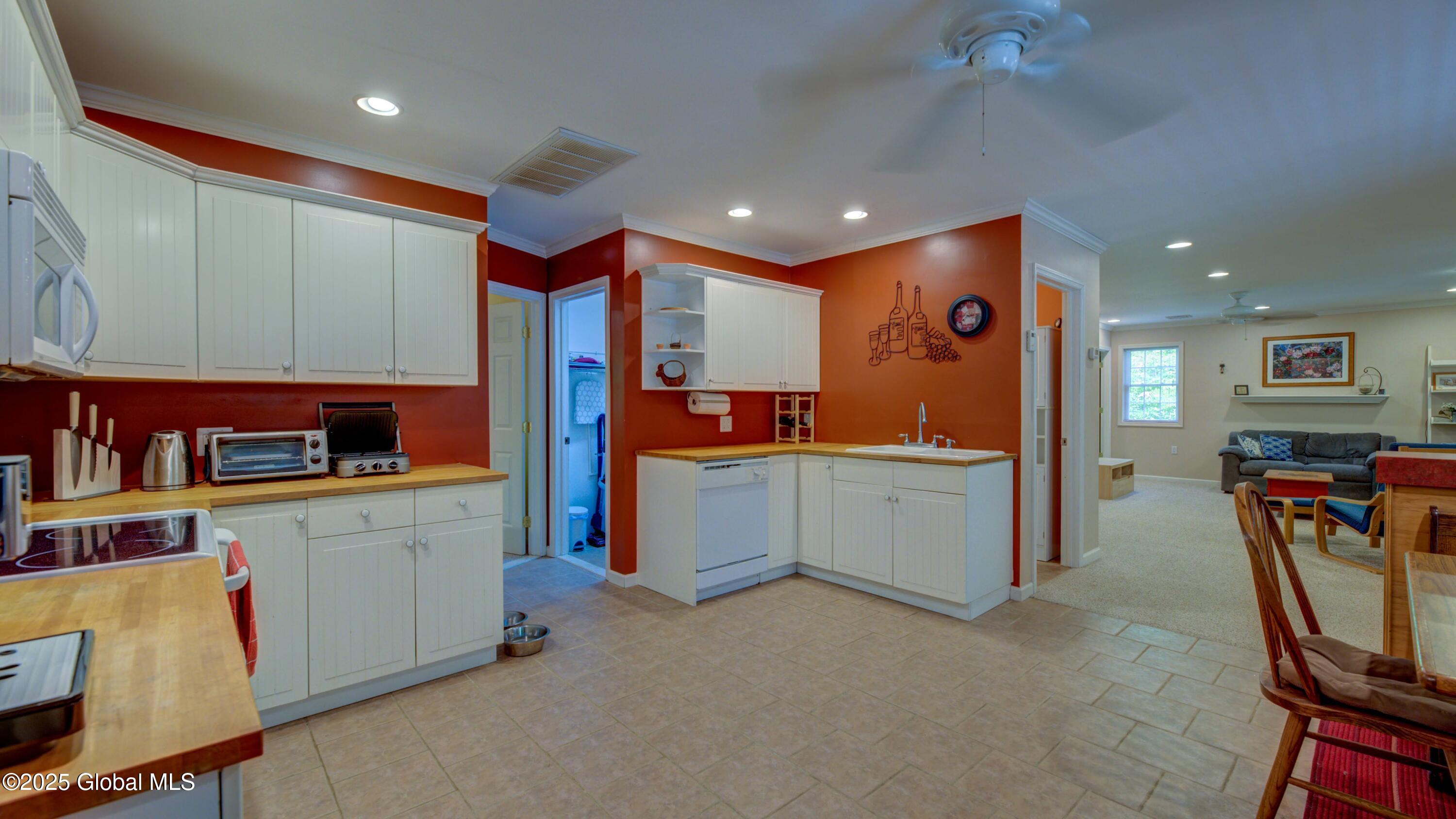 166 Drager Road, Galway, New York image 12