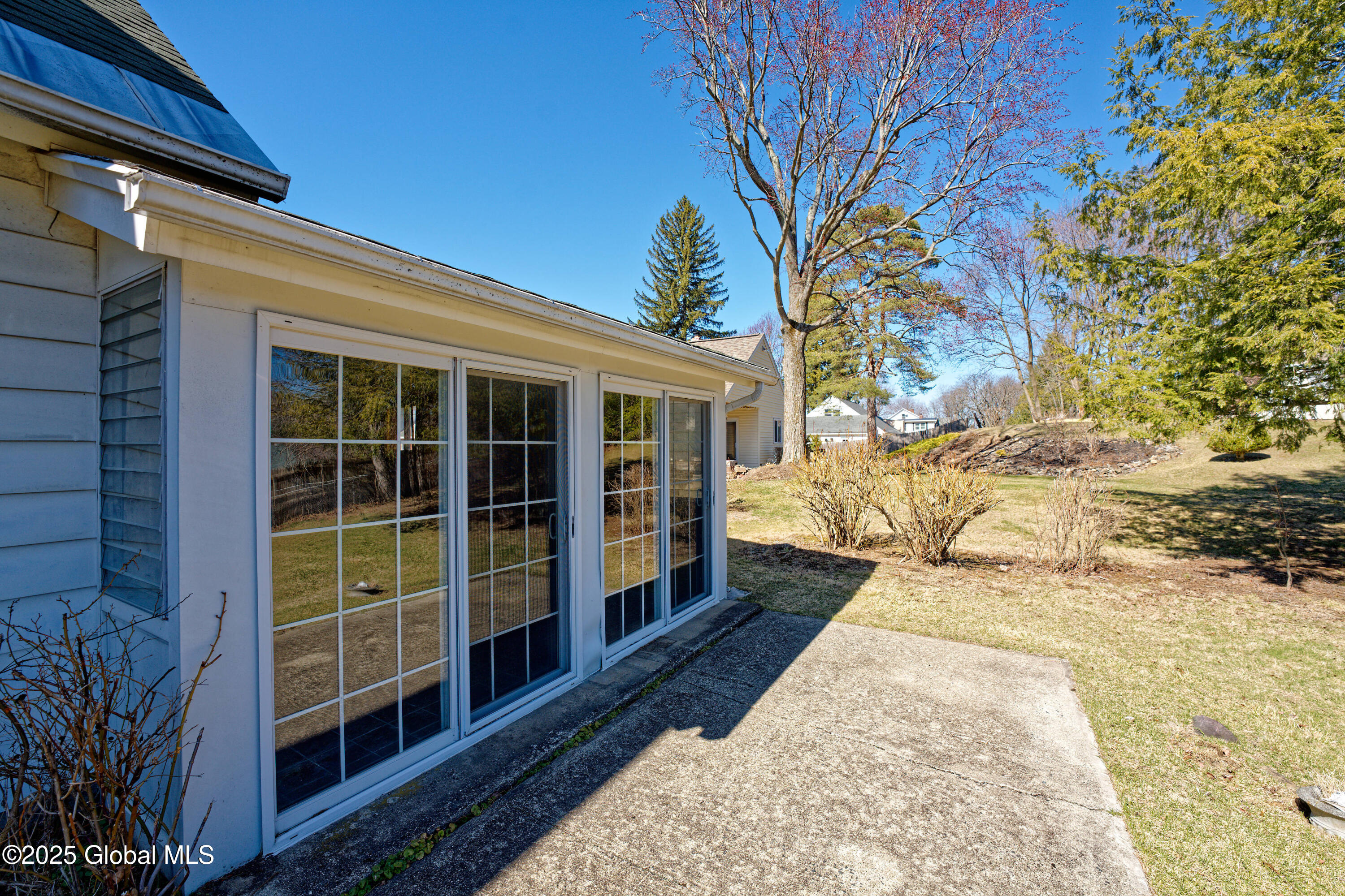 31 Mellon Avenue, Troy, New York image 32