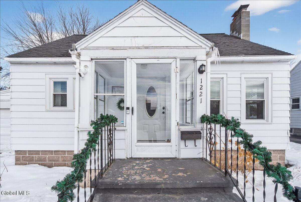 1221 Vinewood Avenue