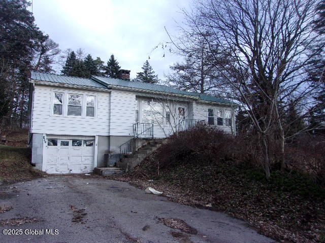 312 W Monroe Street, Little Falls, New York image 1