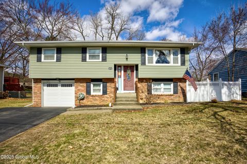 Photo of 35 Lincoln Avenue, Colonie, NY 12205 (MLS # 202523205)