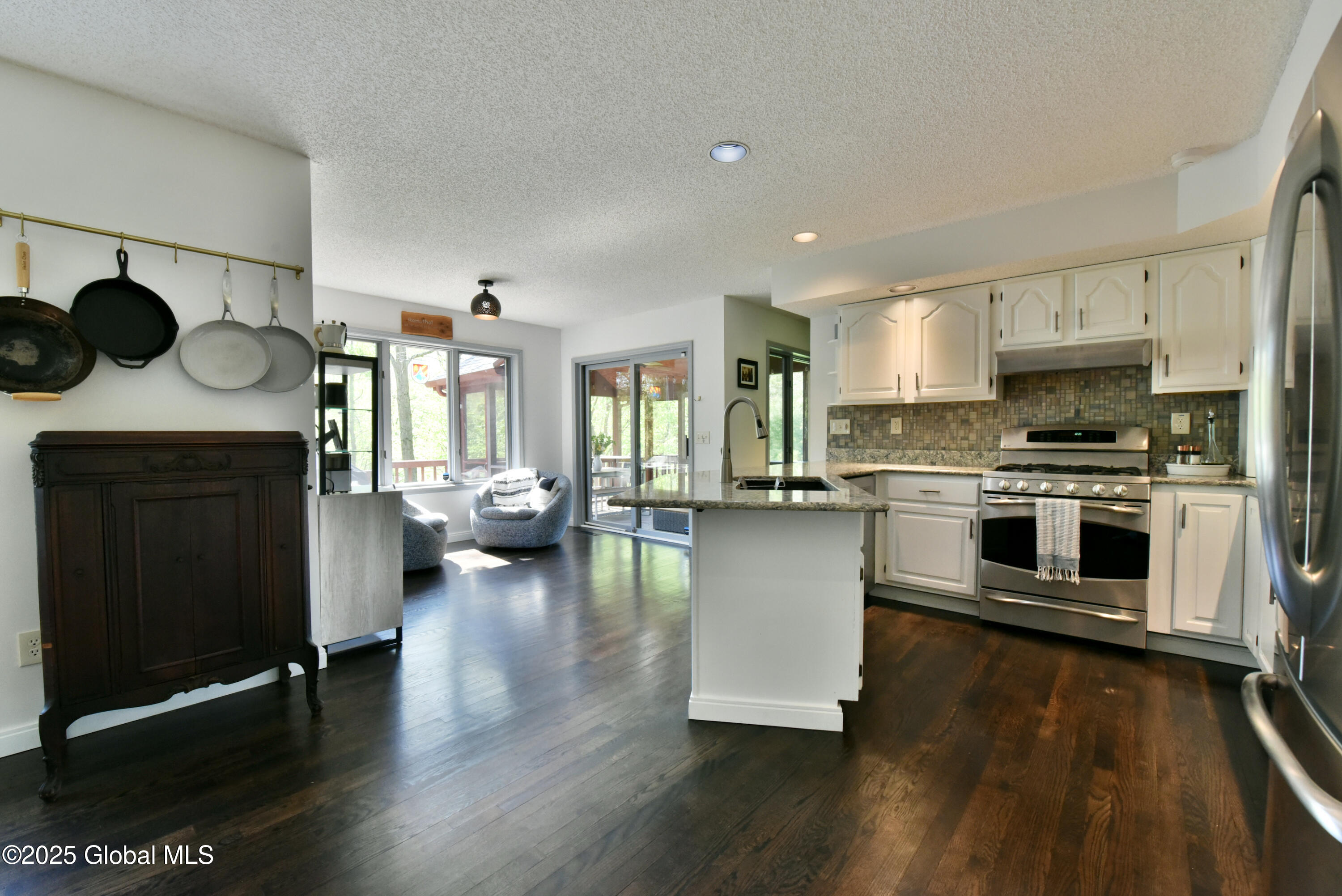 11 Orchard Park Drive, Clifton Park, New York image 17