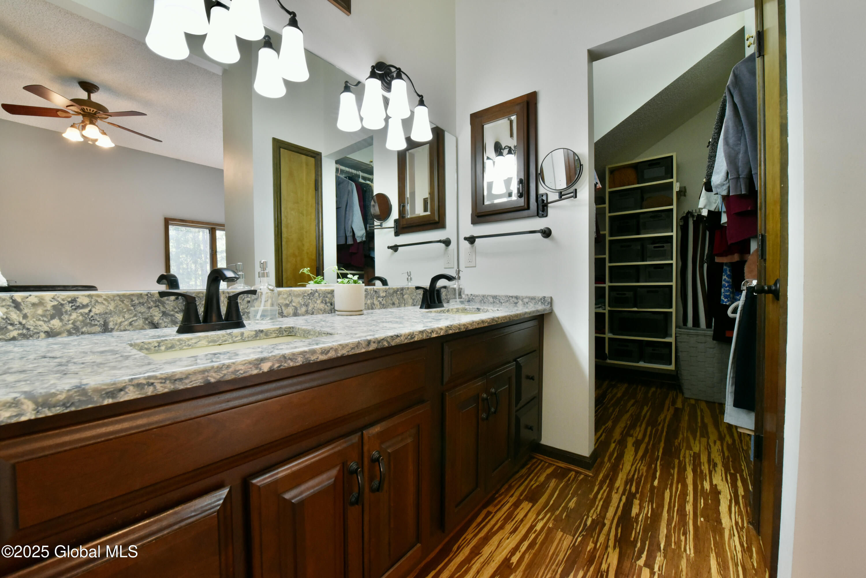 11 Orchard Park Drive, Clifton Park, New York image 24