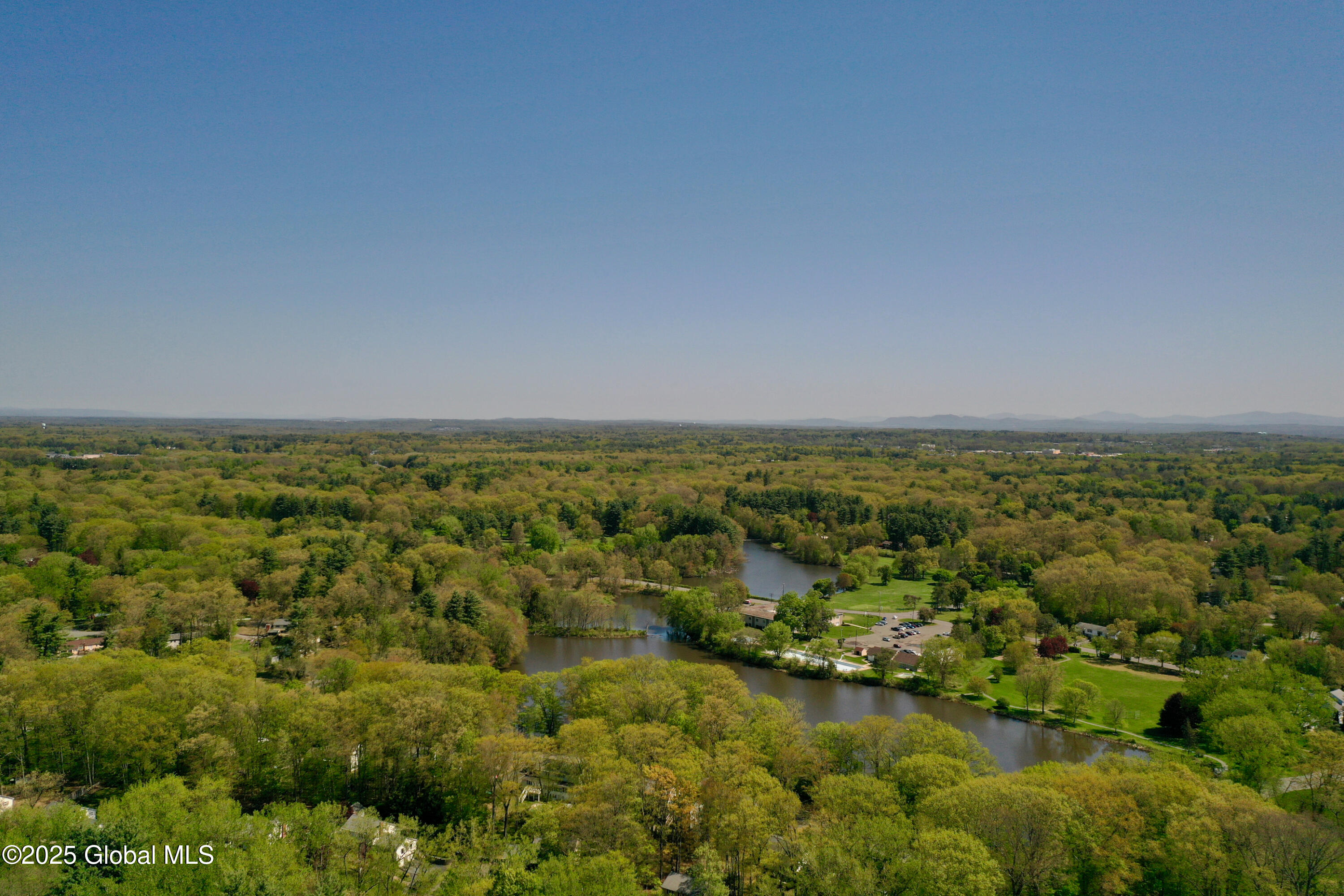 11 Orchard Park Drive, Clifton Park, New York image 48