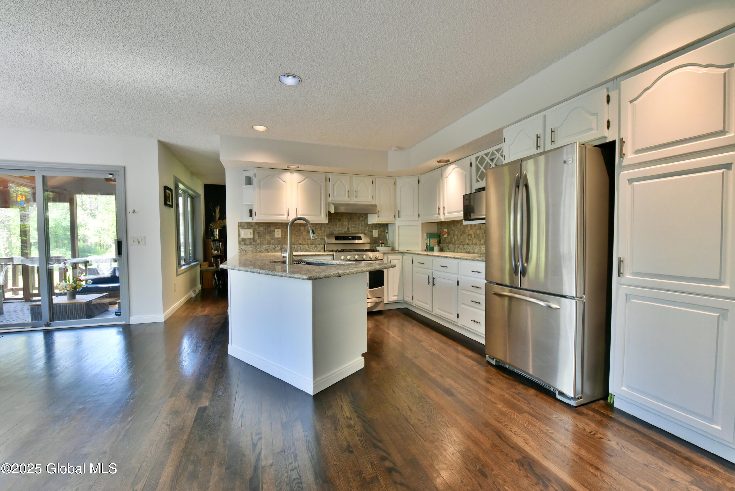 11 Orchard Park Drive, Clifton Park, New York image 16