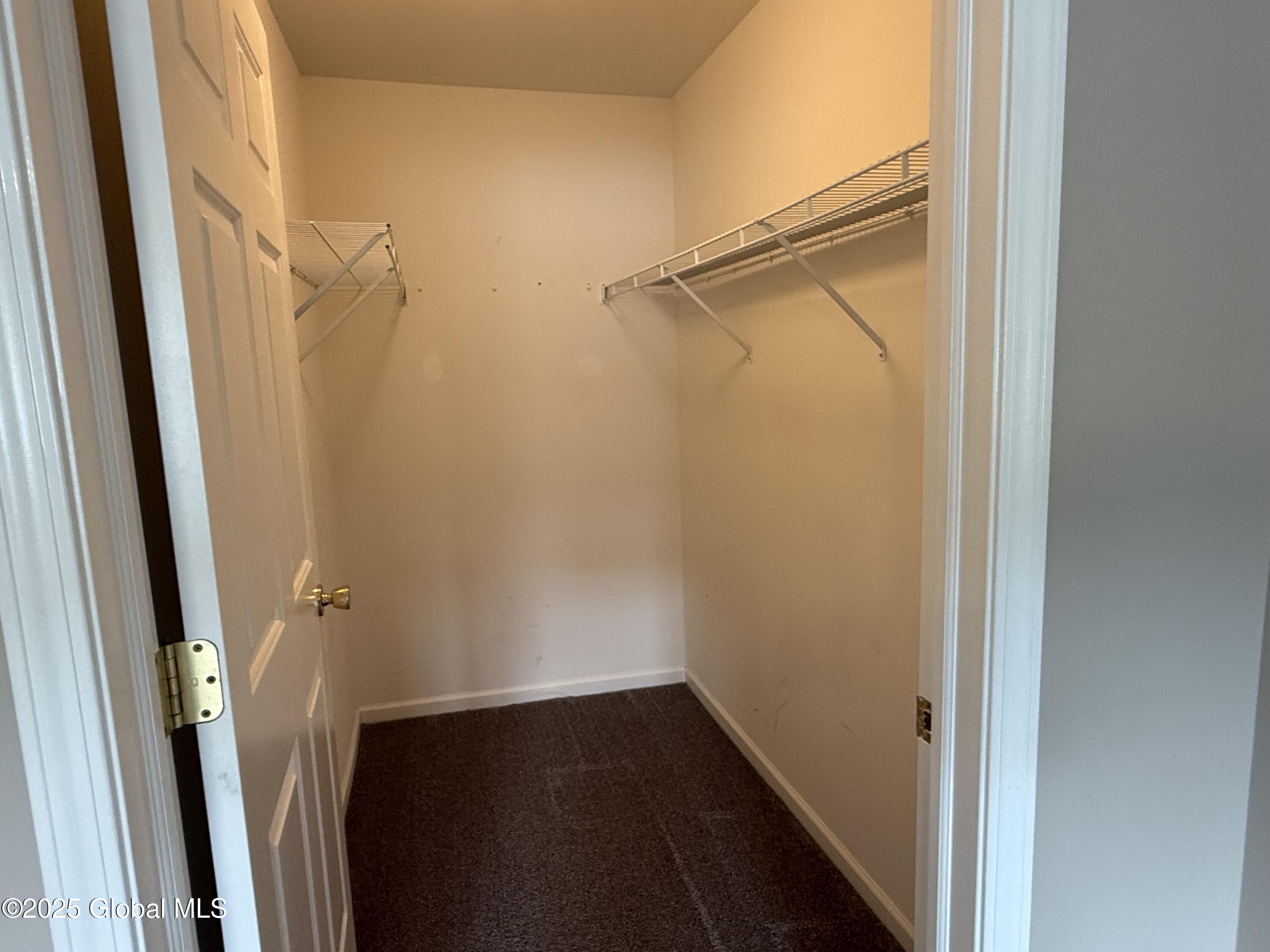 402 Cedar Run, Rensselaer, New York image 19