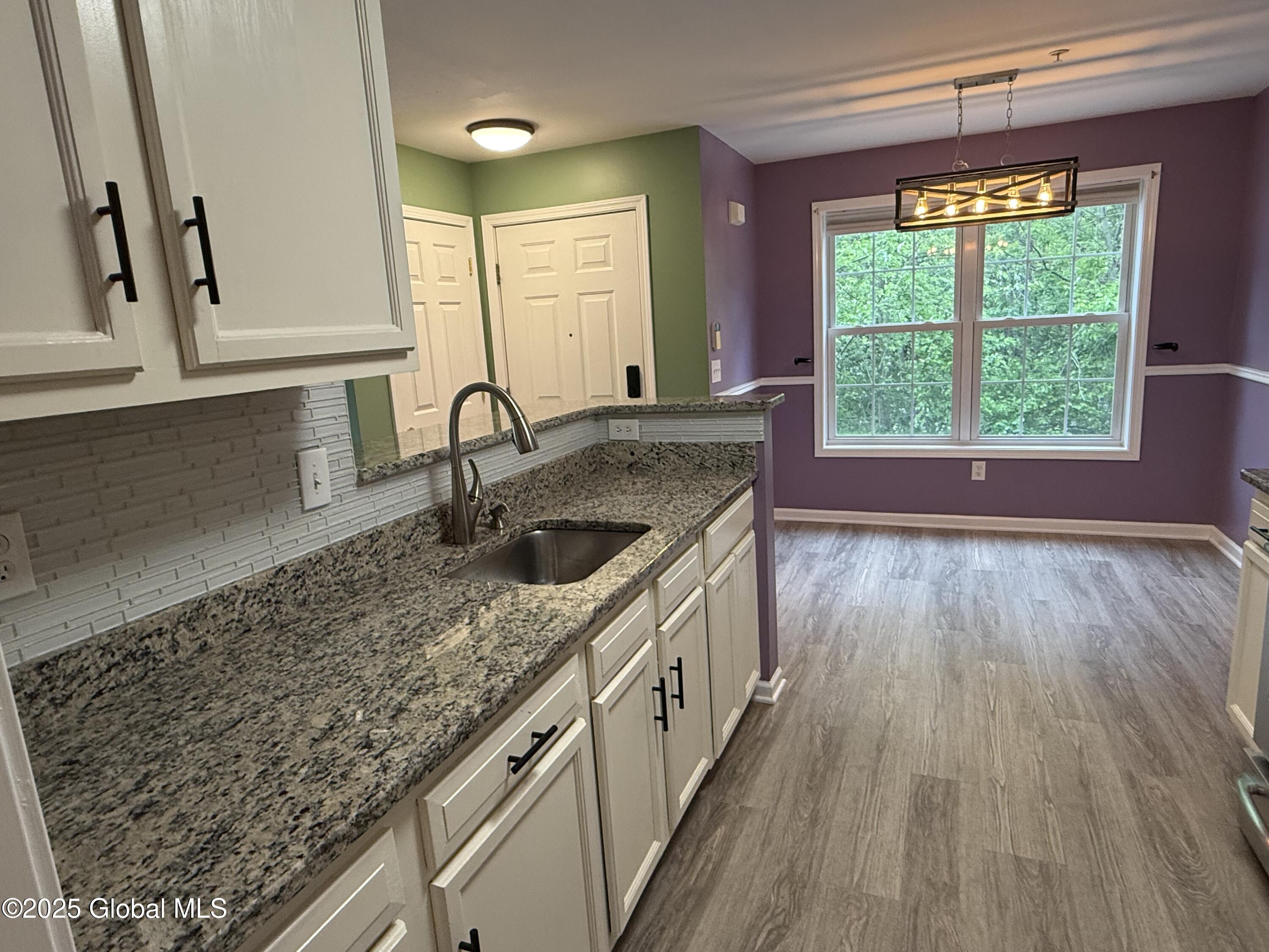 402 Cedar Run, Rensselaer, New York image 12